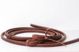 TACK Reitsport. Sie lieben den Pferdesport? Wir auch! Darum bieten wir Ihnen Top Reitsportbedarf für Reiter, Pferd und Reitstall, denn Reitsport verbindet.