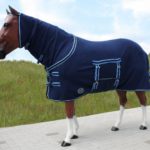 TACK Reitsport. Sie lieben den Pferdesport? Wir auch! Darum bieten wir Ihnen Top Reitsportbedarf für Reiter, Pferd und Reitstall, denn Reitsport verbindet.