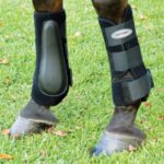 TACK Reitsport. Sie lieben den Pferdesport? Wir auch! Darum bieten wir Ihnen Top Reitsportbedarf für Reiter, Pferd und Reitstall, denn Reitsport verbindet.