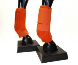 TACK Reitsport. Sie lieben den Pferdesport? Wir auch! Darum bieten wir Ihnen Top Reitsportbedarf für Reiter, Pferd und Reitstall, denn Reitsport verbindet.