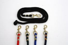 TACK Reitsport. Sie lieben den Pferdesport? Wir auch! Darum bieten wir Ihnen Top Reitsportbedarf für Reiter, Pferd und Reitstall, denn Reitsport verbindet.