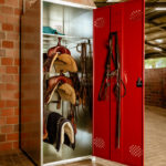 TACK Reitsport. Sie lieben den Pferdesport? Wir auch! Darum bieten wir Ihnen Top Reitsportbedarf für Reiter, Pferd und Reitstall, denn Reitsport verbindet.