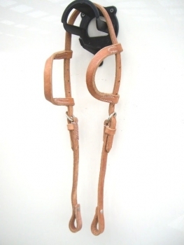 TACK Reitsport. Sie lieben den Pferdesport? Wir auch! Darum bieten wir Ihnen Top Reitsportbedarf für Reiter, Pferd und Reitstall, denn Reitsport verbindet.