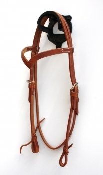 TACK Reitsport. Sie lieben den Pferdesport? Wir auch! Darum bieten wir Ihnen Top Reitsportbedarf für Reiter, Pferd und Reitstall, denn Reitsport verbindet.