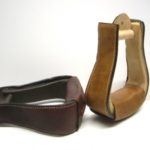 Steigbuegel_-_Leather_Covered_-_57-9830X_-_HELL_od._DUNKEL